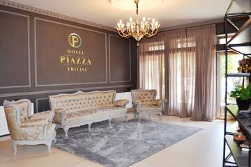 Отель Hotel Piazza Тбилиси